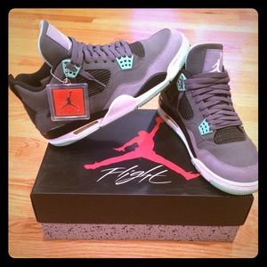 Air Jordan Green Glow 4 Retro